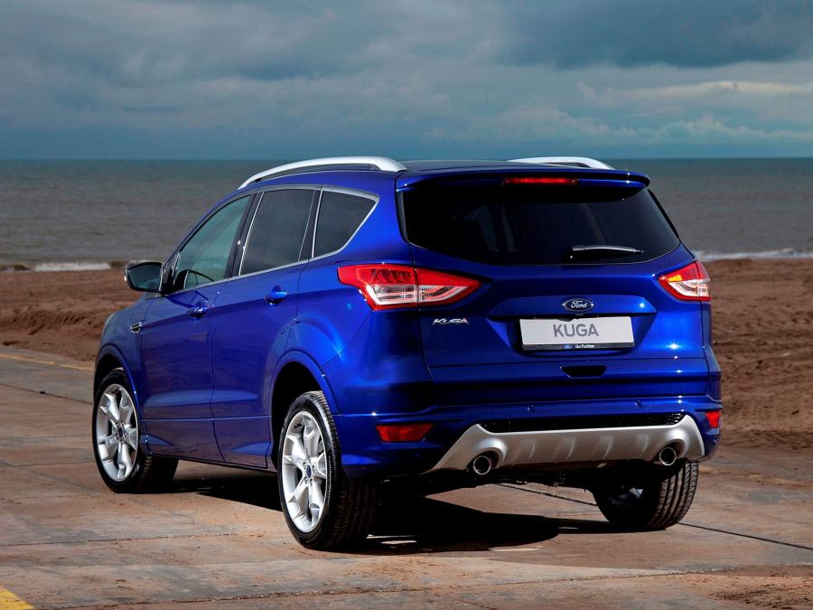  Ford Kuga Titanium + 2013 года  (фото 4 из 6)